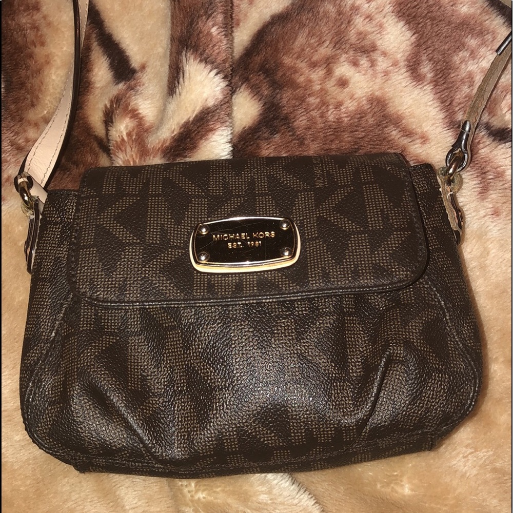 Michael Kors purse